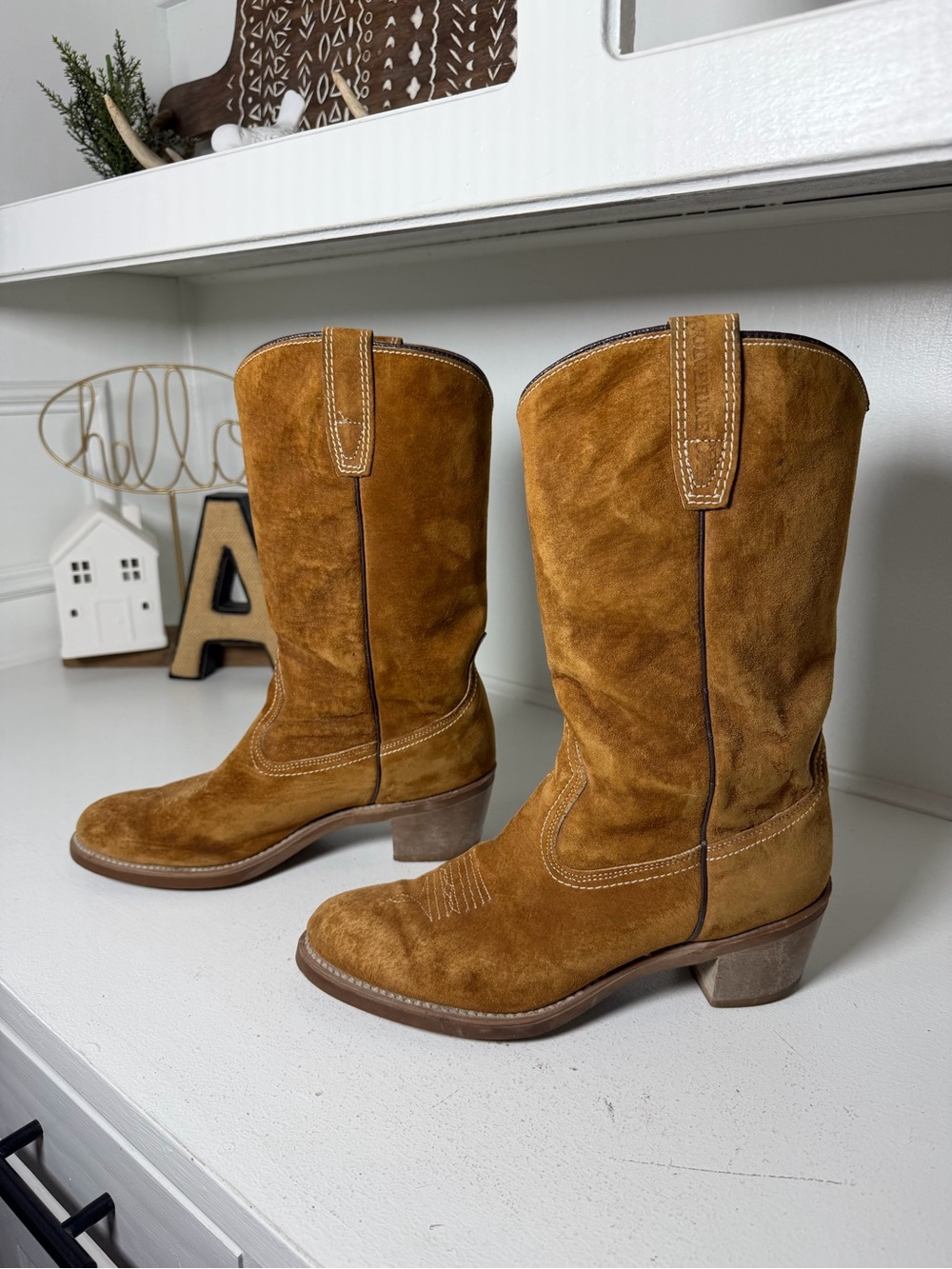 Wolverine Women's 8.5 Suede Cowboy Boots Tan Leather Western Ranch Riding